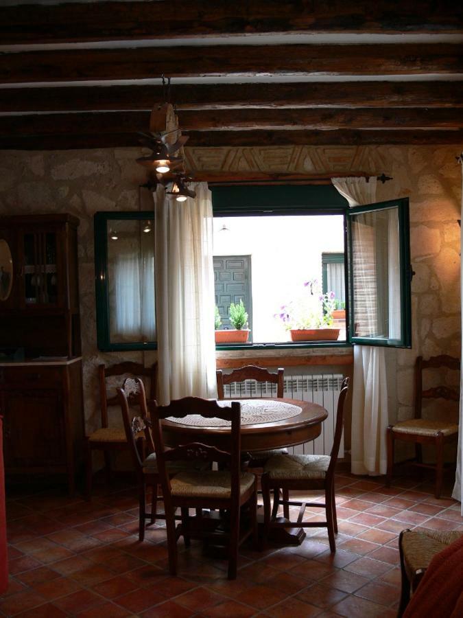 Las Casas De Yaguee, Ayllon Santa Maria de Riaza Kültér fotó
